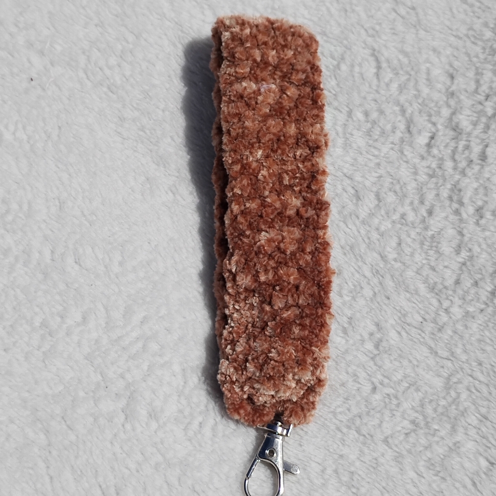 Plush Crochet Wristlet - Light Brown